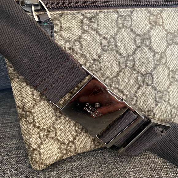 GUCCI GG MONOGRAM BELT BAG - Picture 7 of 16